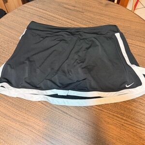 Nike Black Women’s Athletic Skort with White Trim